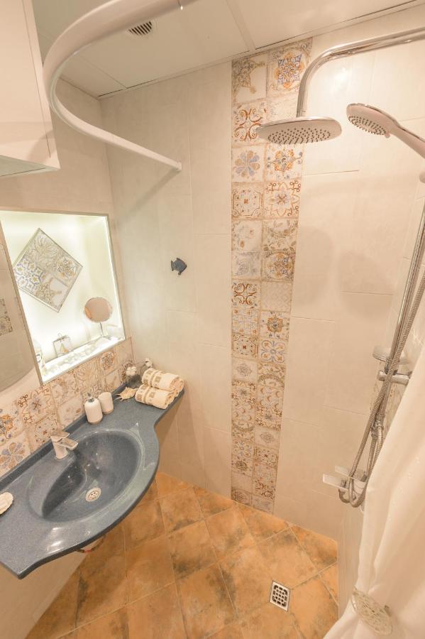 פלובדיב Tomovi Home - Three Bedrooms City Center מראה חיצוני תמונה