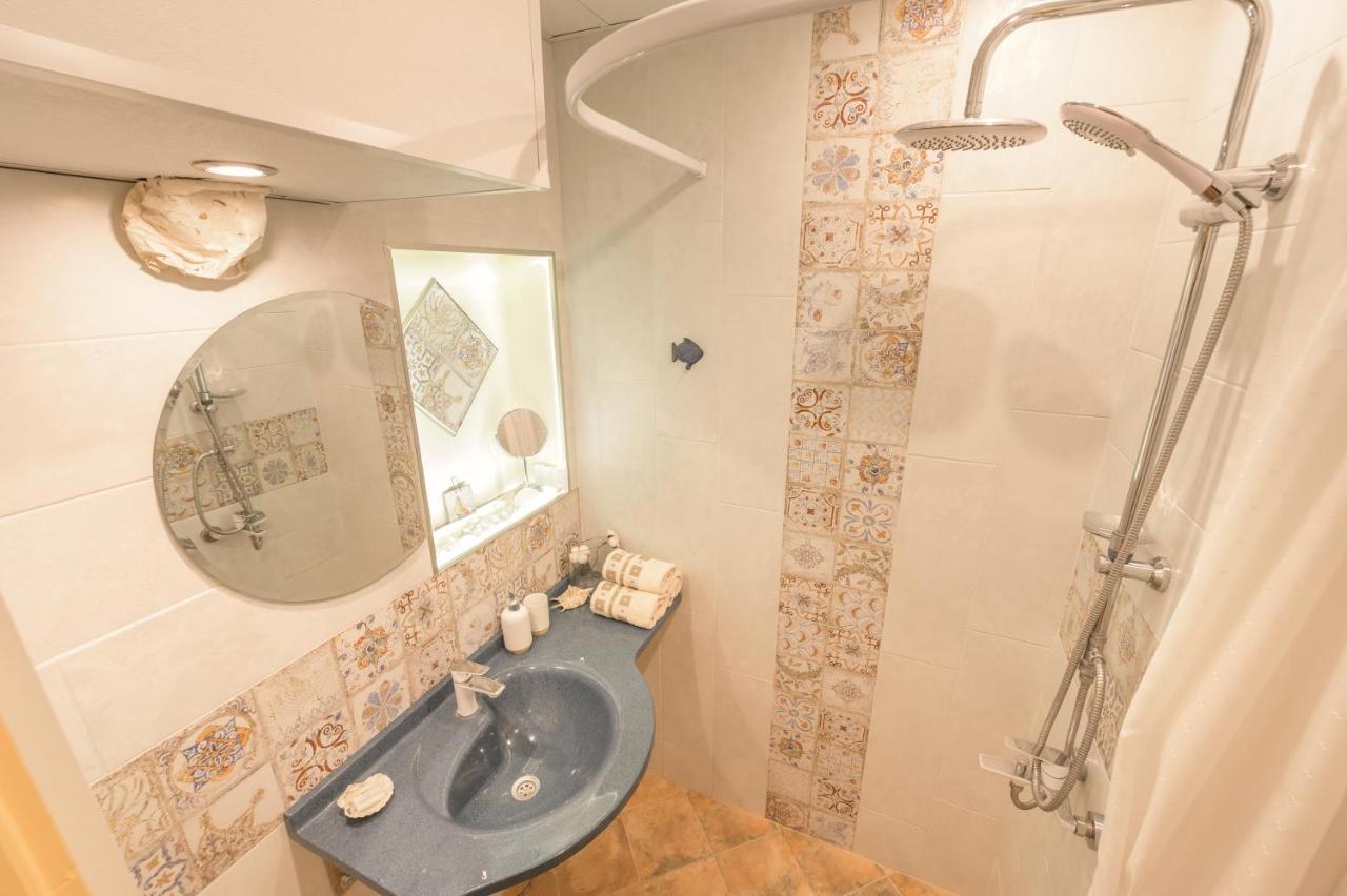 פלובדיב Tomovi Home - Three Bedrooms City Center מראה חיצוני תמונה